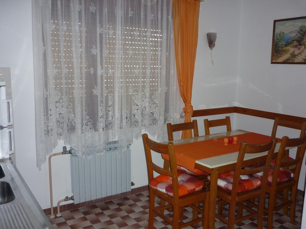 Apartment Marija Selce Eksteriør billede